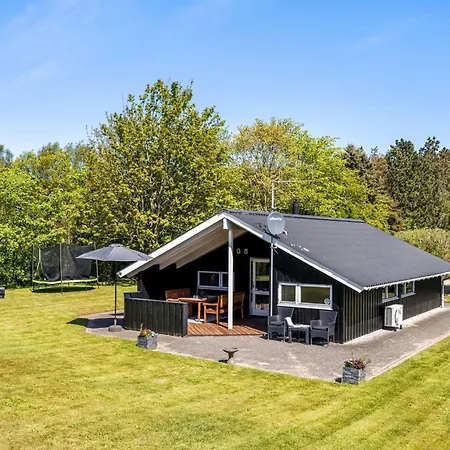 Kuisma - 11km From The Sea By Interhome