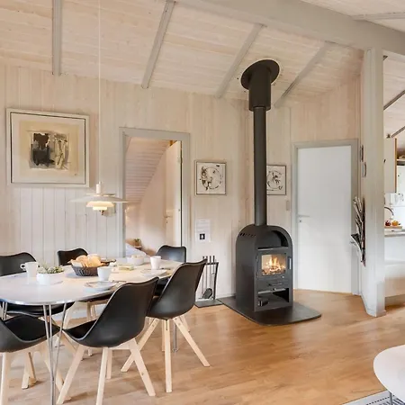 Kuisma - 11km From The Sea By Interhome