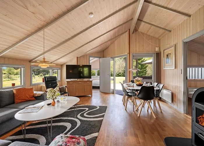 Kuisma - 11km From The Sea By Interhome Nyaraló